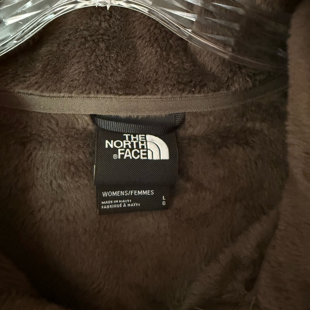 The North Face Women's Luxe Osito Full Zip Jacket - Picture 4 of 6